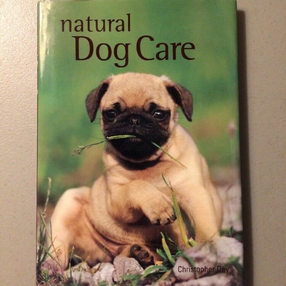 Natural Dog Care by Christopher Day 2010, HC